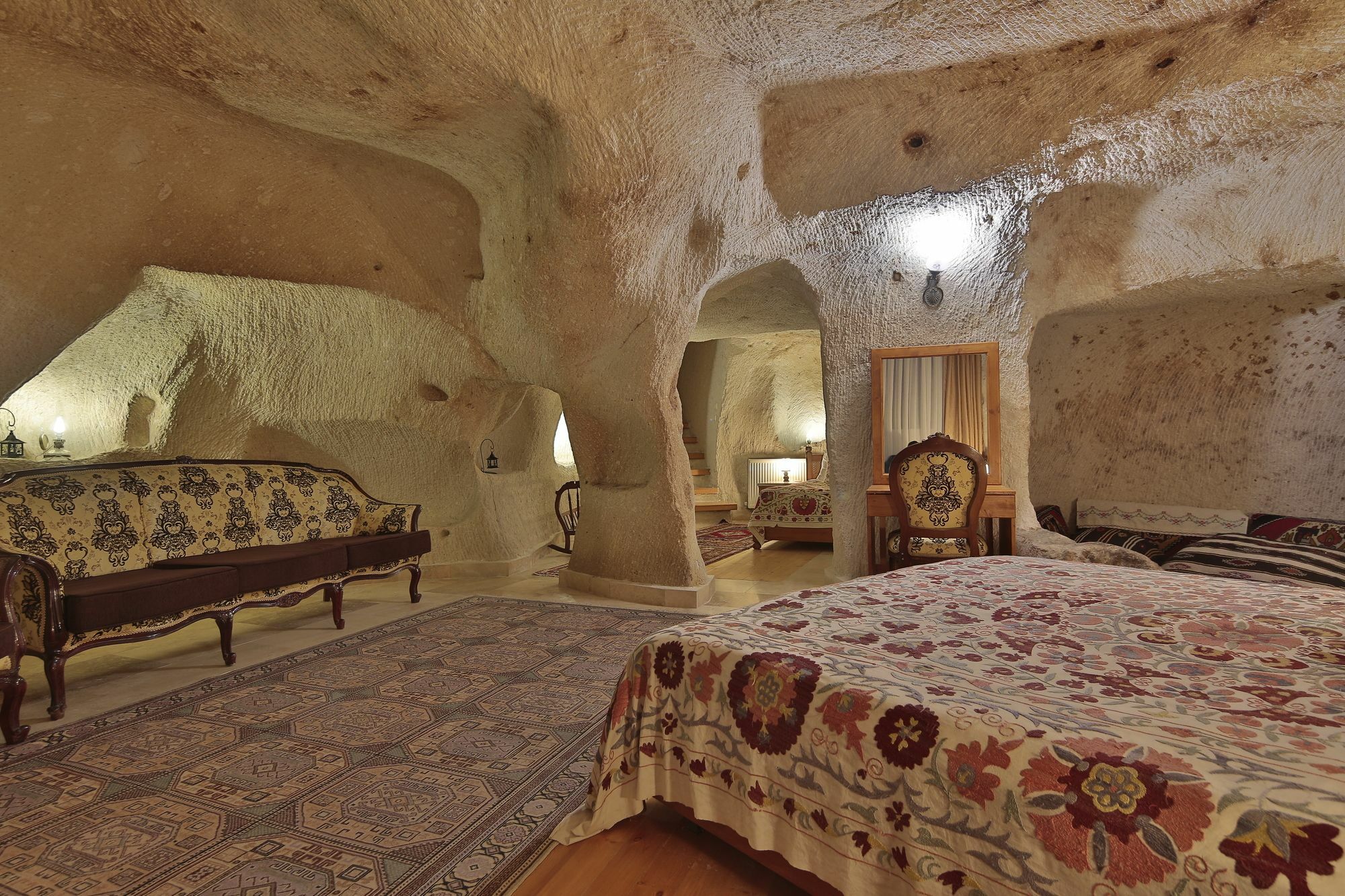 Amber Cave Suites Goreme Bagian luar foto